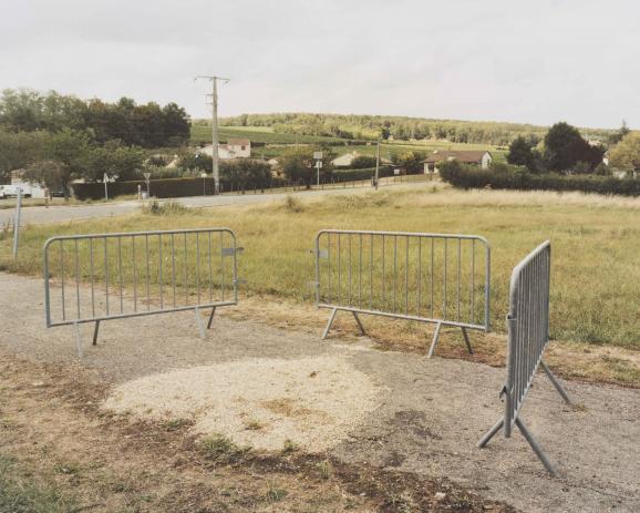 Jeudi 9 juin 2022, Clessé (71260) Emma, 13 ans, tuée de plusieurs dizaines de coups de couteau portés par son petit ami âgé de 14 ans.
